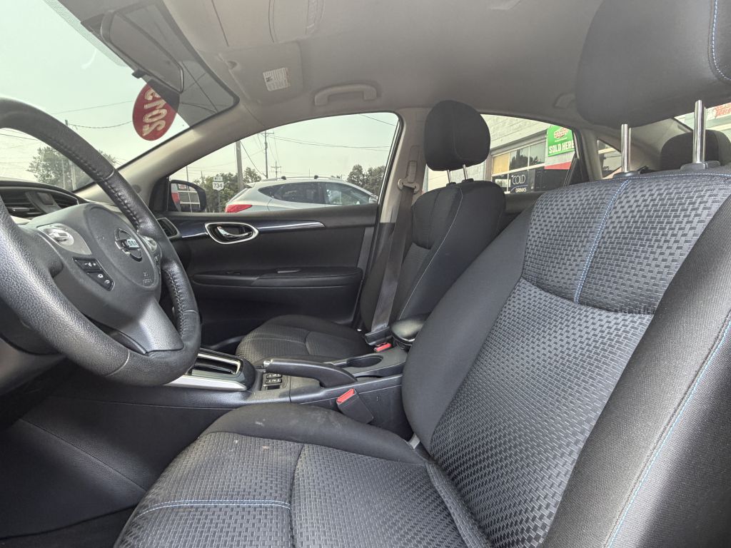 Photo 5 of this NISSAN SENTRA