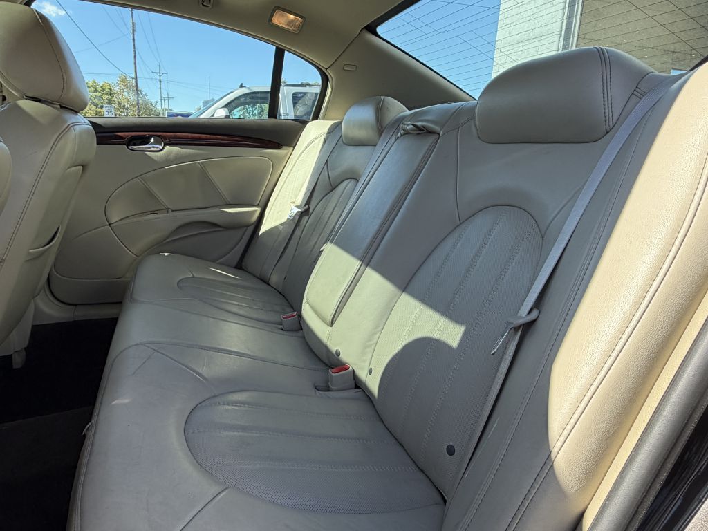 Photo 9 of this BUICK LUCERNE