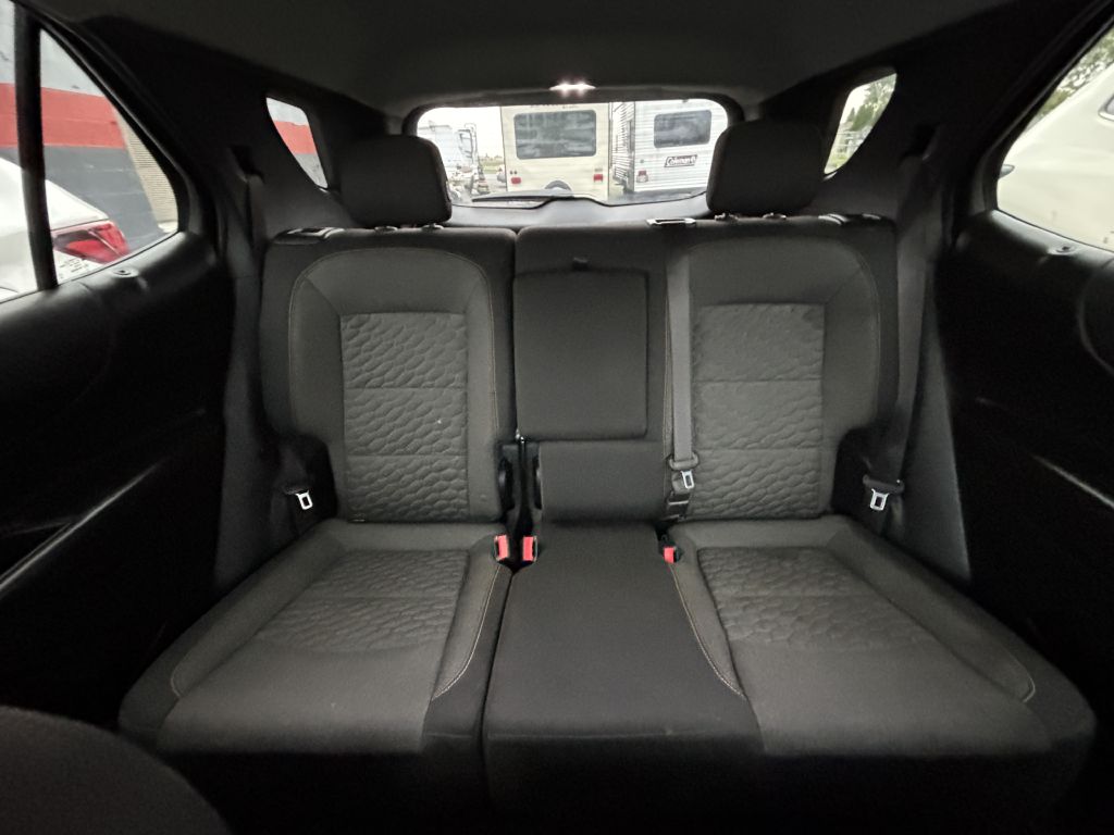 Photo 6 of this CHEVROLET TRAVERSE