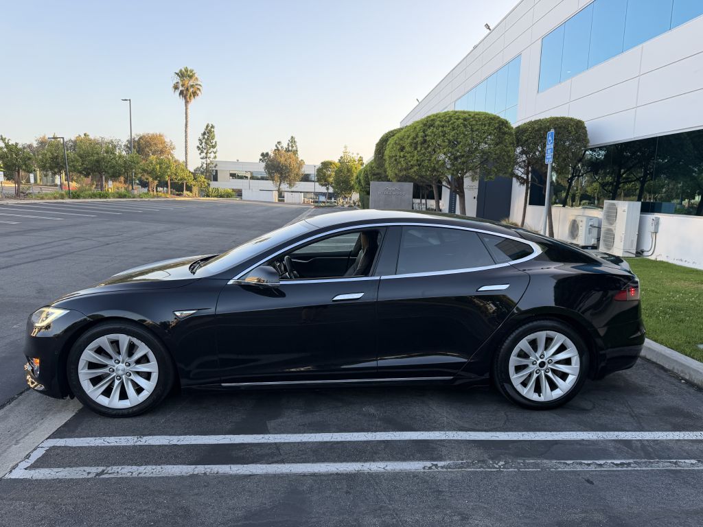 Photo 4 of this TESLA MODEL S