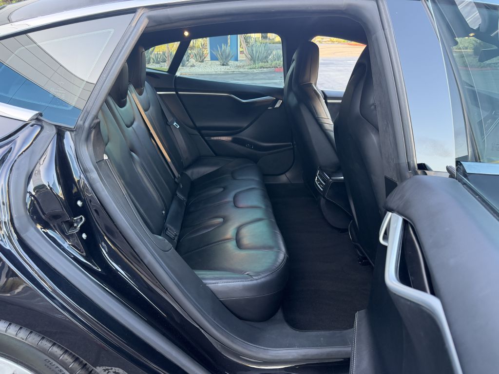 Photo 12 of this TESLA MODEL S