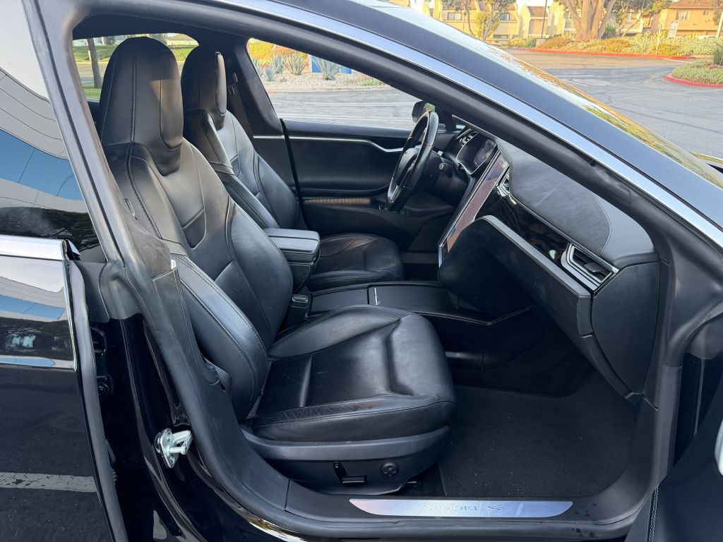 Photo 13 of this TESLA MODEL S
