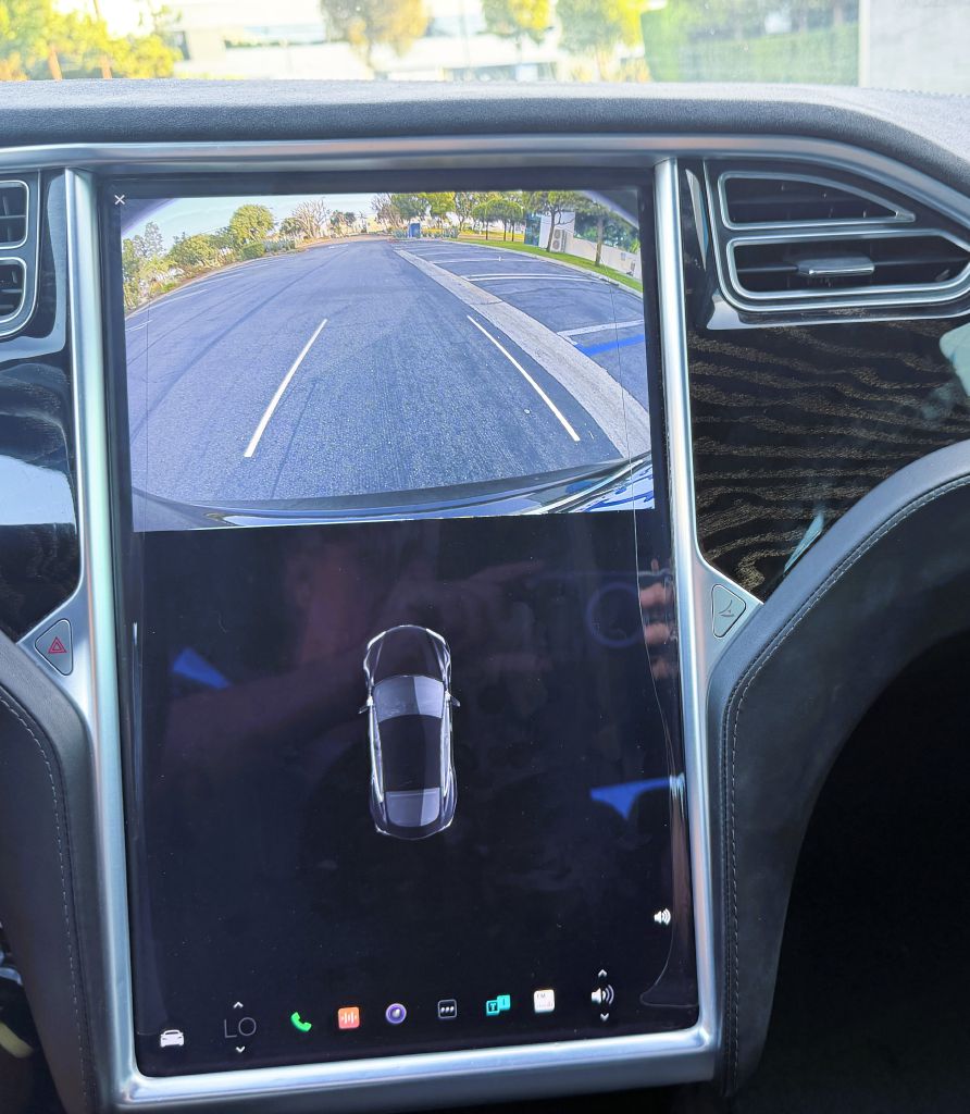 Photo 18 of this TESLA MODEL S