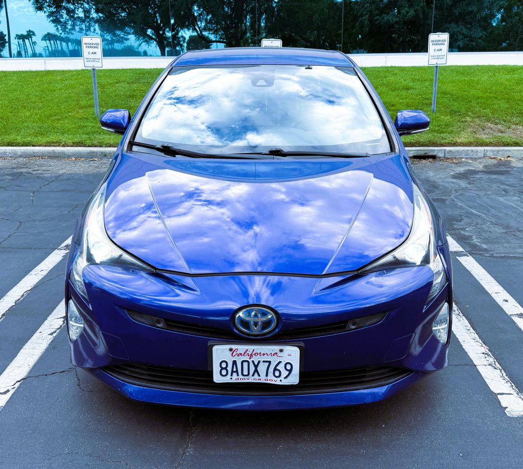 2017 TOYOTA PRIUS