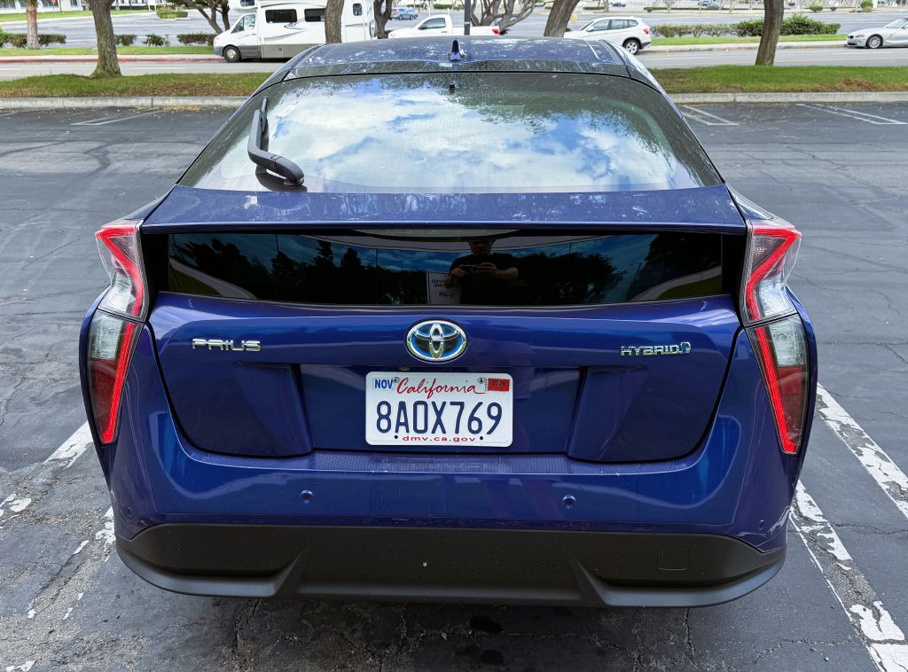 Photo 5 of this TOYOTA PRIUS