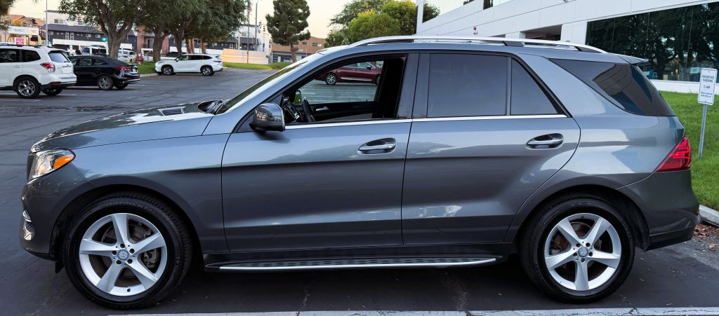 Photo 3 of this MERCEDES-BENZ GLE