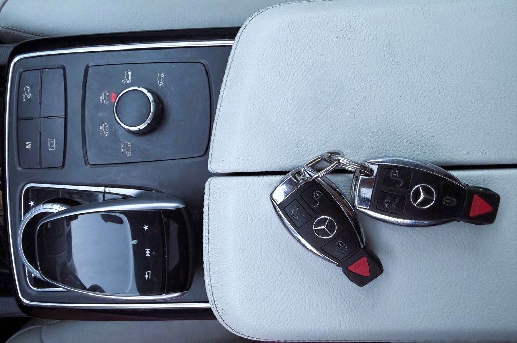 Photo 17 of this MERCEDES-BENZ GLE