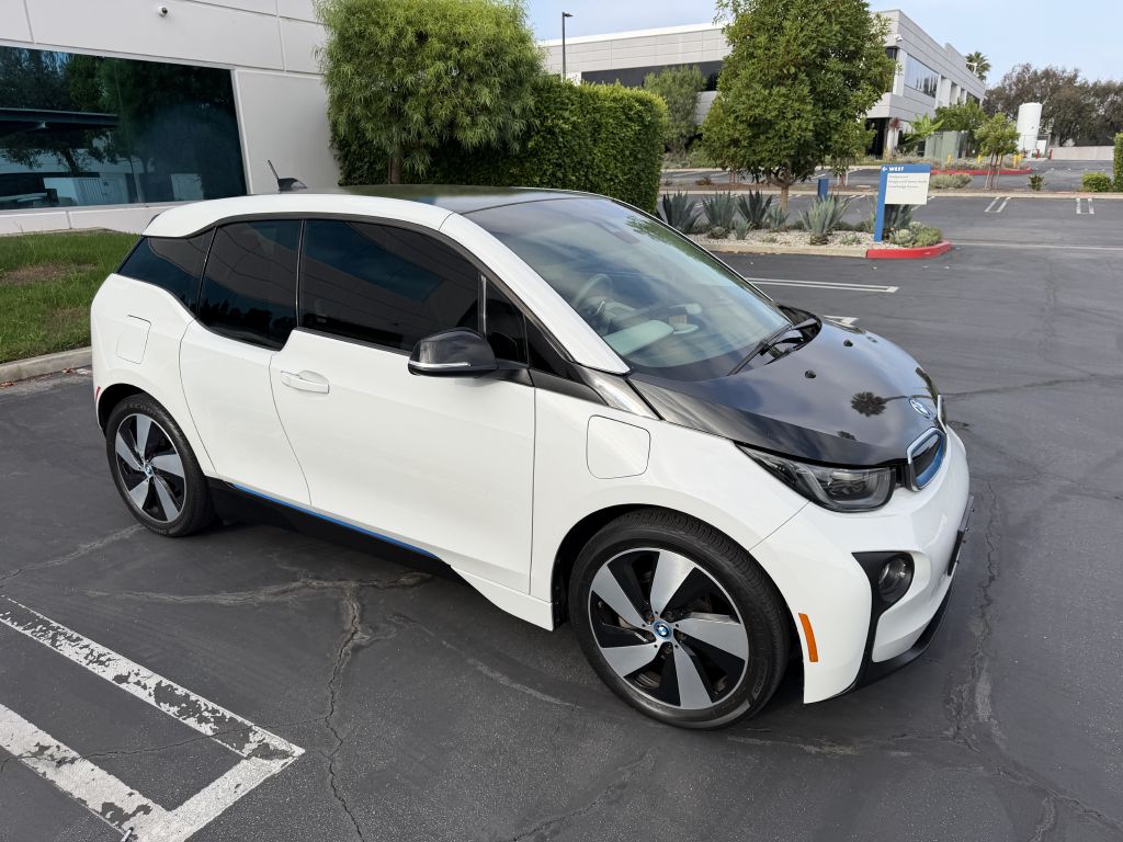 Photo 9 of this BMW I3