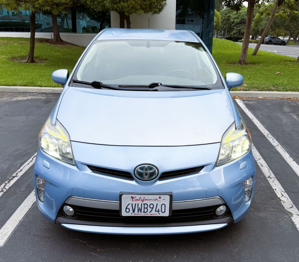 2012 TOYOTA PRIUS PLUG-IN