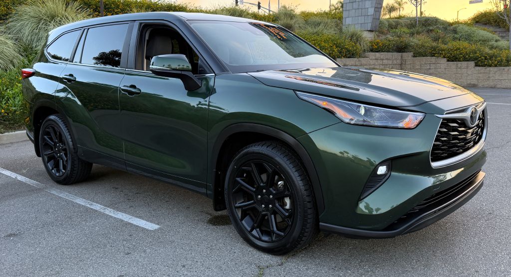 Photo 11 of this TOYOTA HIGHLANDER