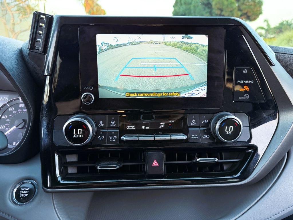 Photo 23 of this TOYOTA HIGHLANDER