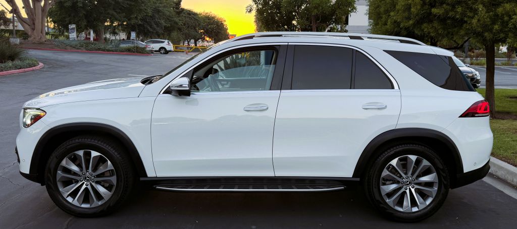 Photo 4 of this MERCEDES-BENZ GLE