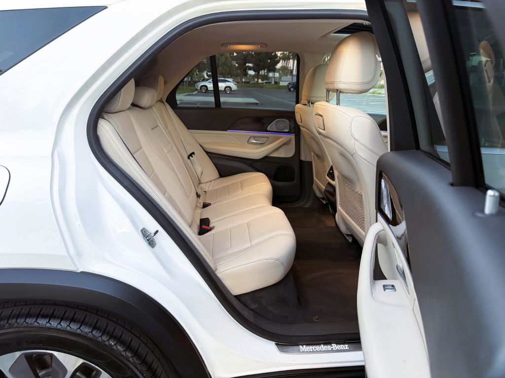 Photo 13 of this MERCEDES-BENZ GLE