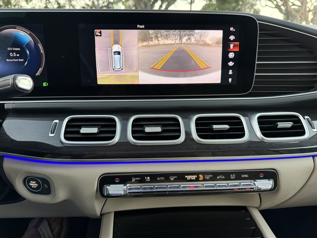 Photo 21 of this MERCEDES-BENZ GLE