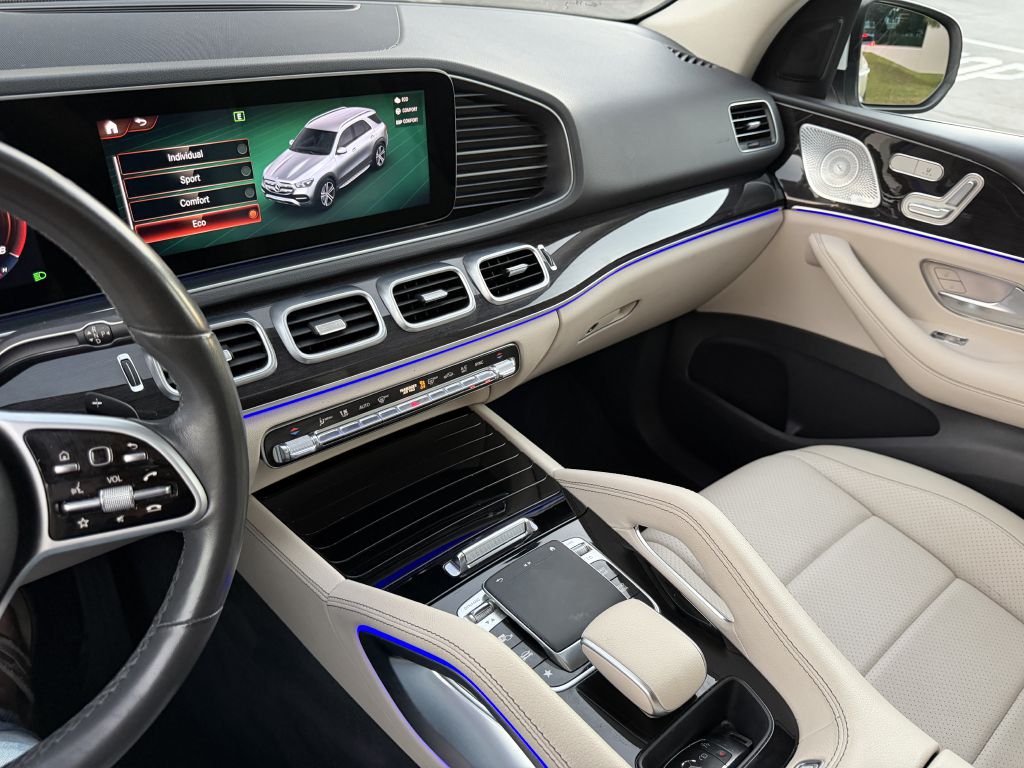 Photo 23 of this MERCEDES-BENZ GLE