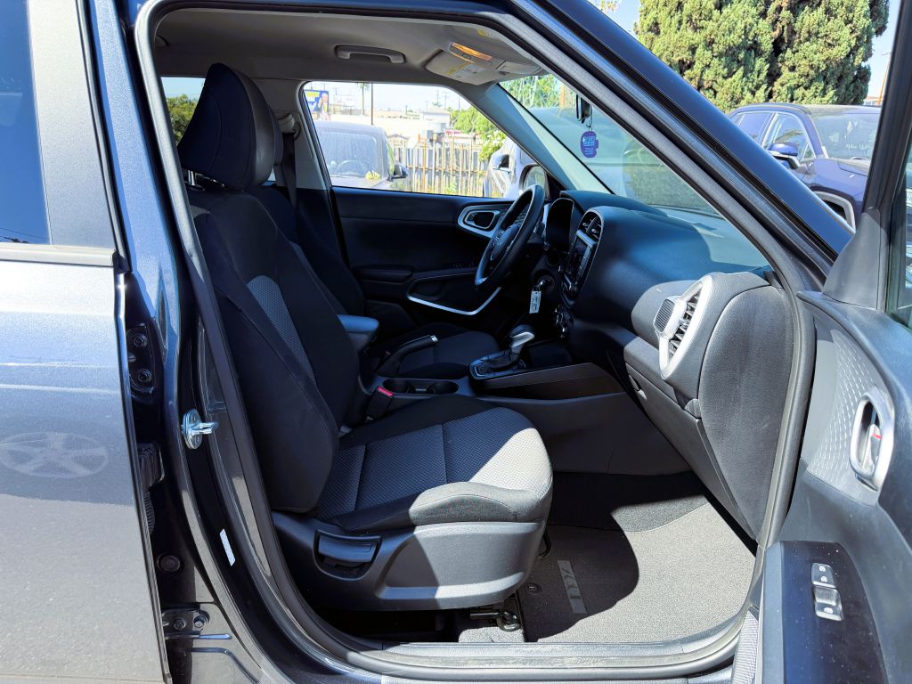 Photo 14 of this KIA SOUL