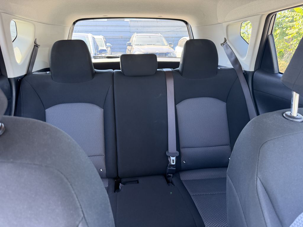 Photo 15 of this KIA SOUL