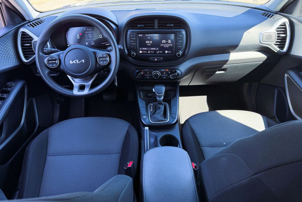 Photo 16 of this KIA SOUL