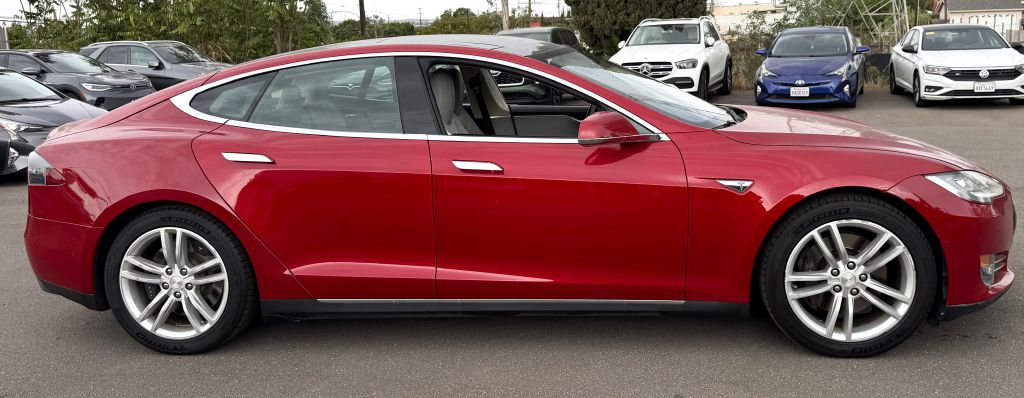 Photo 5 of this TESLA MODEL S