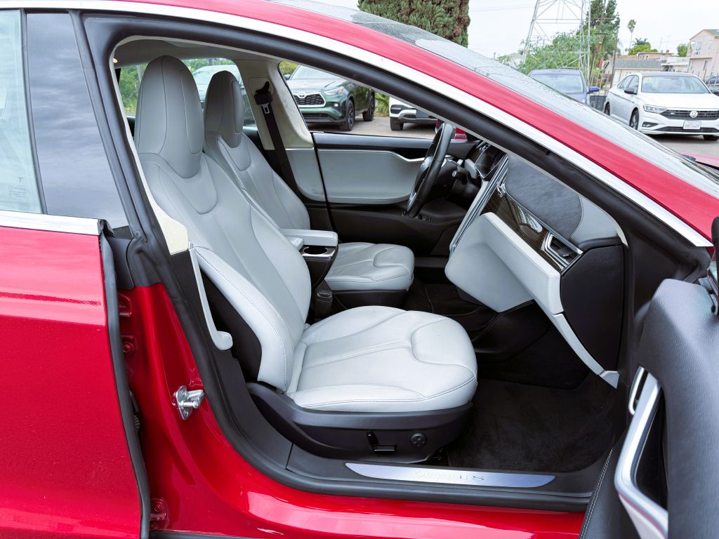 Photo 10 of this TESLA MODEL S