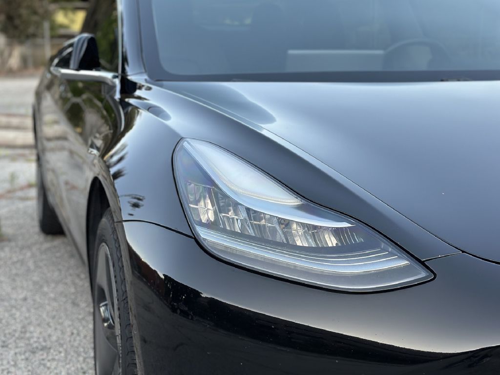 Photo 9 of this TESLA MODEL 3