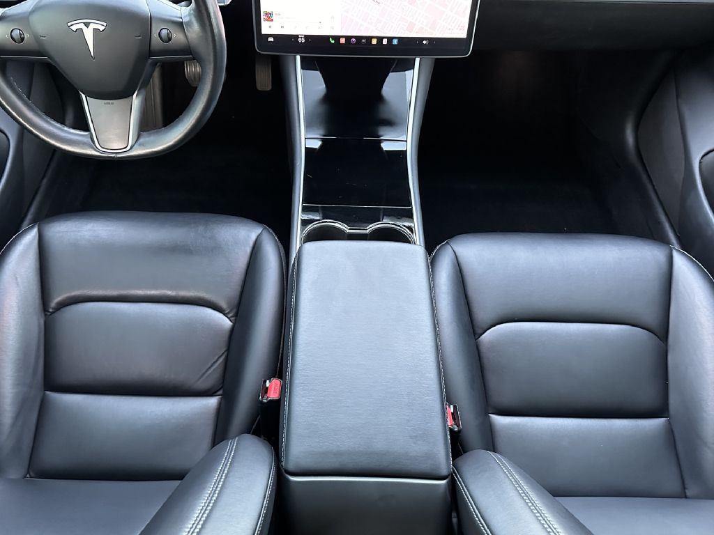 Photo 16 of this TESLA MODEL 3