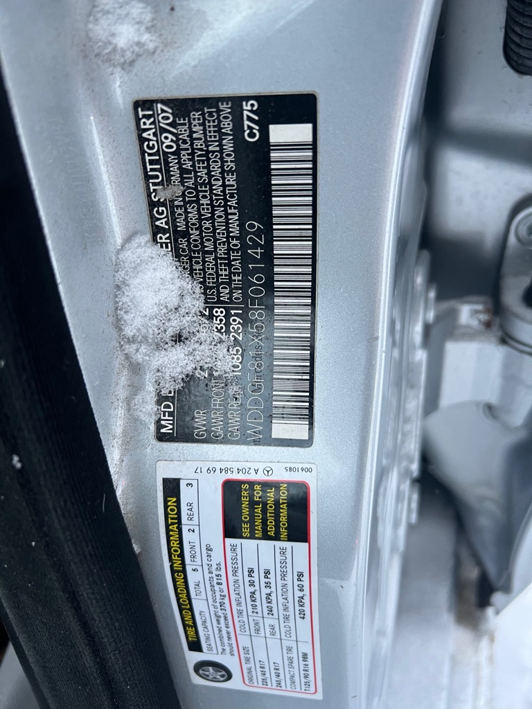 Photo 8 of this MERCEDES-BENZ C-CLASS