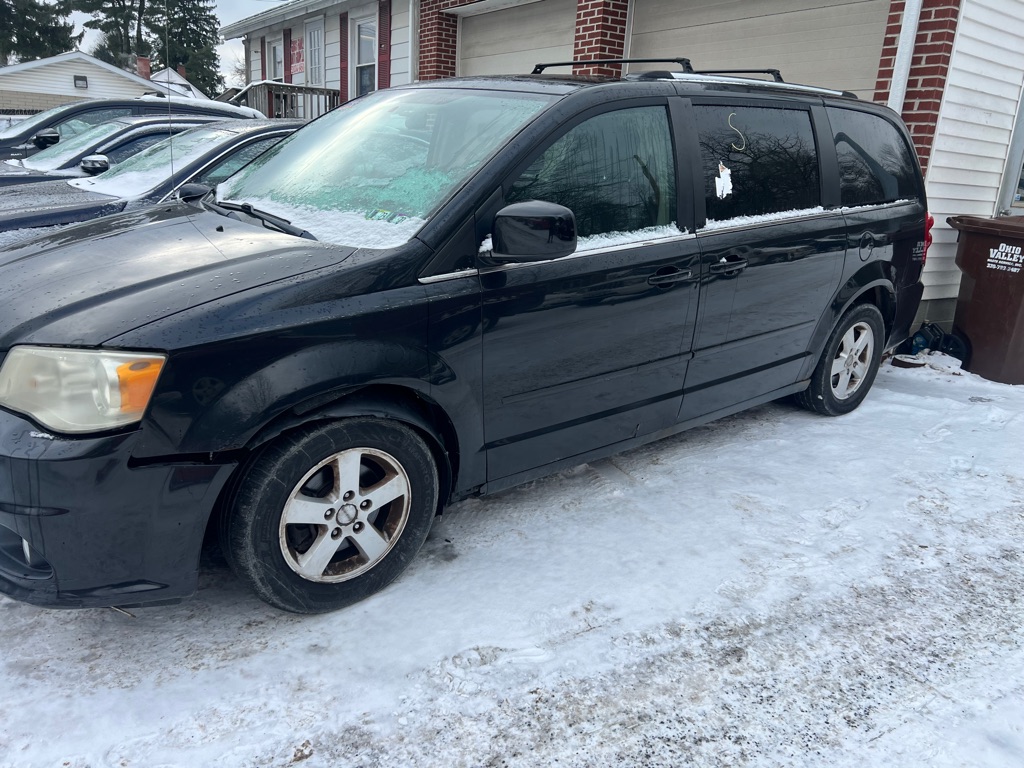 Photo 2 of this DODGE GRAND CARAVAN