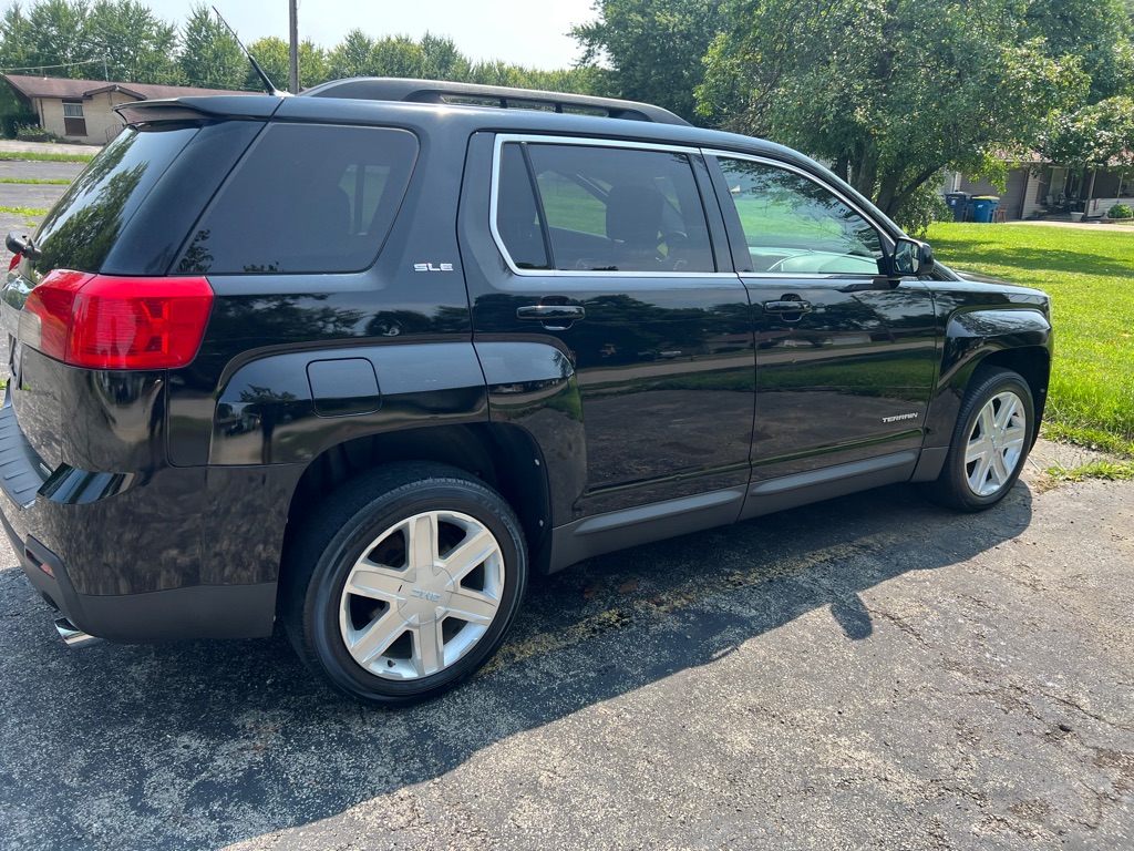 Photo 23 of this GMC TERRAIN