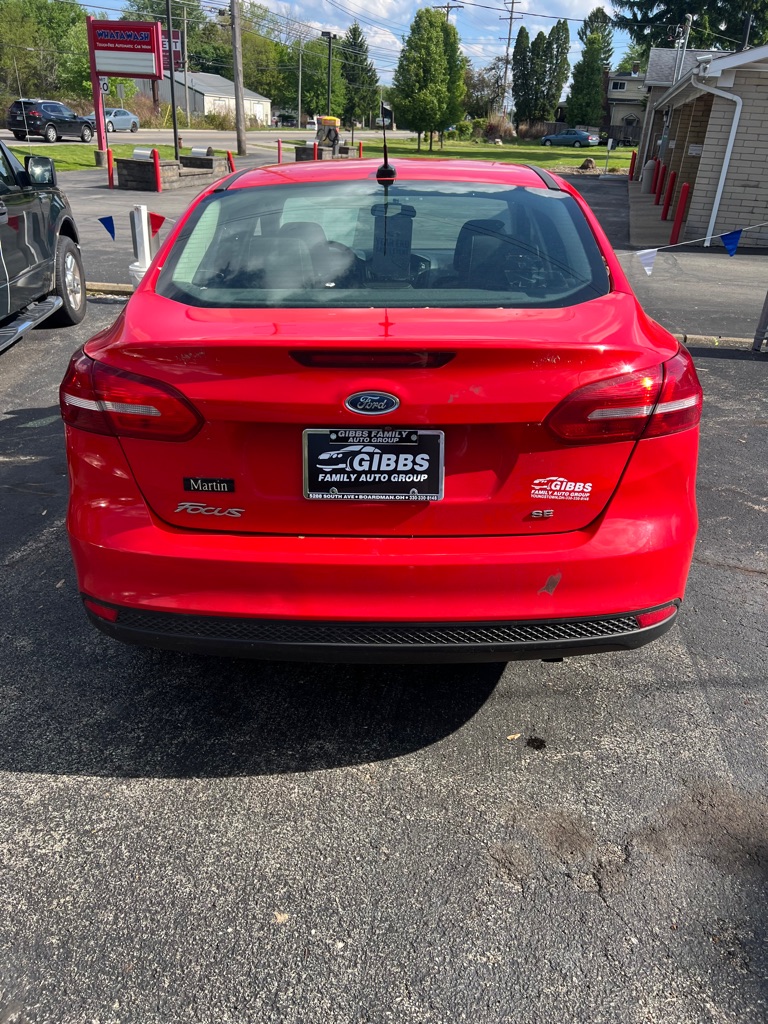 Photo 8 of this FORD FOCUS
