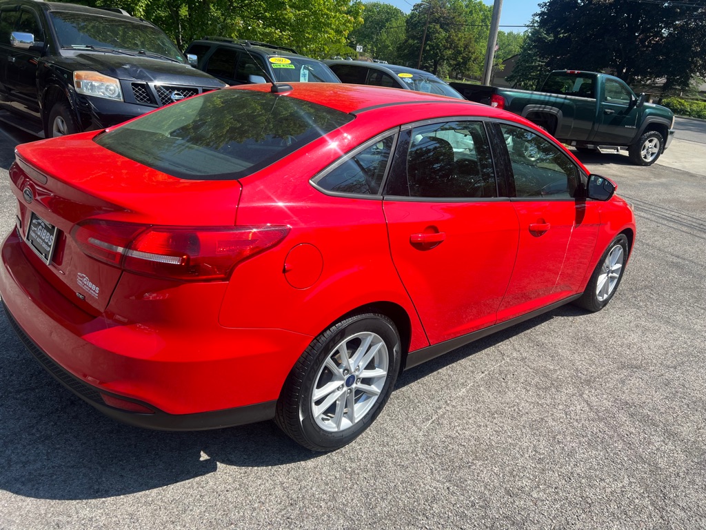 Photo 16 of this FORD FOCUS
