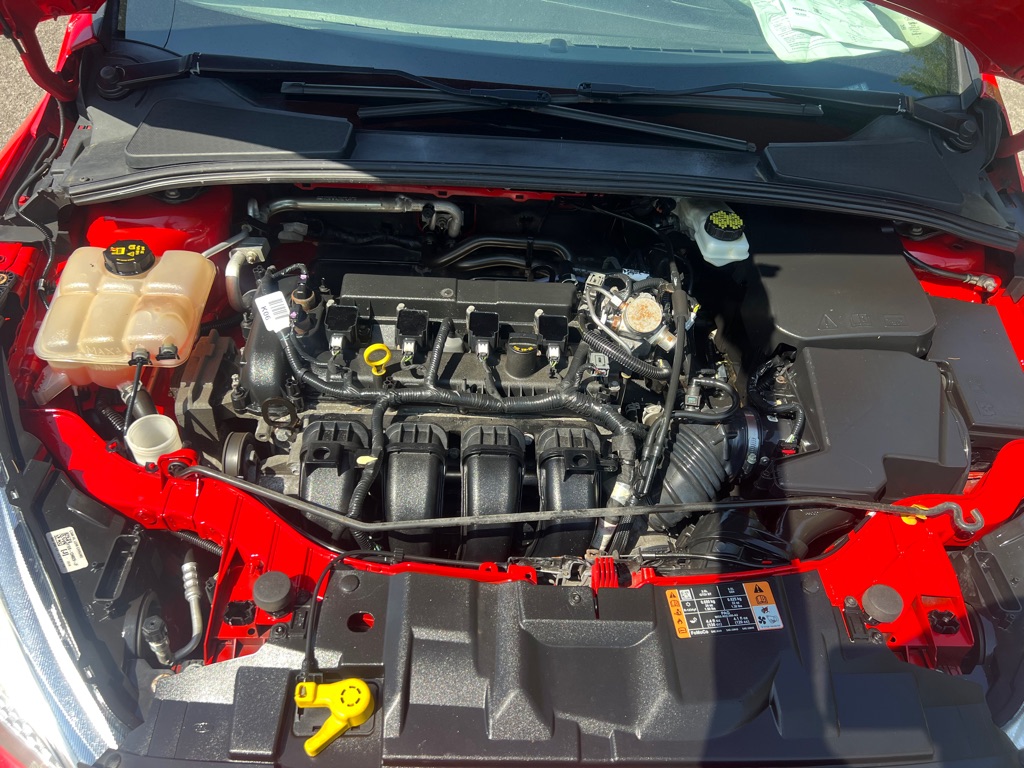Photo 17 of this FORD FOCUS