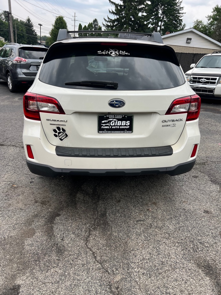 Photo 2 of this SUBARU OUTBACK