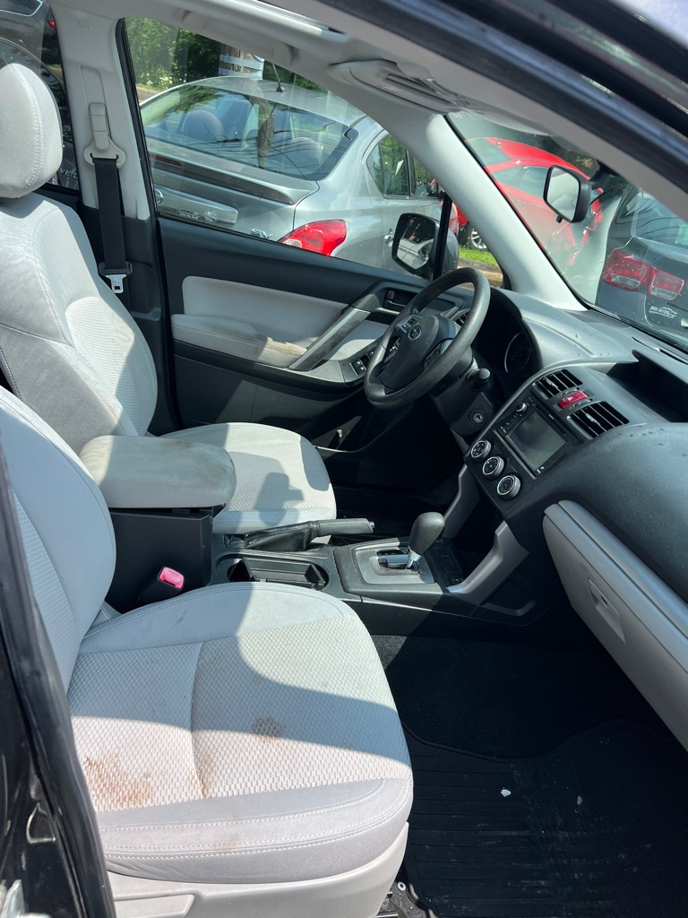 Photo 5 of this SUBARU OUTBACK