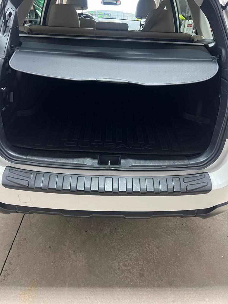 Photo 17 of this SUBARU OUTBACK