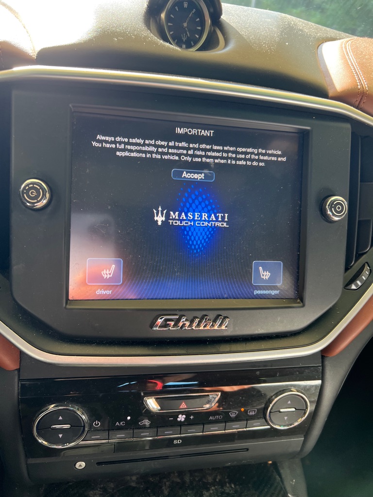Photo 5 of this MASERATI GHIBLI