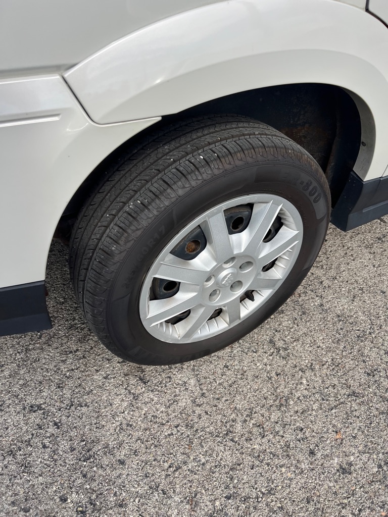 Photo 8 of this BUICK RENDEZVOUS