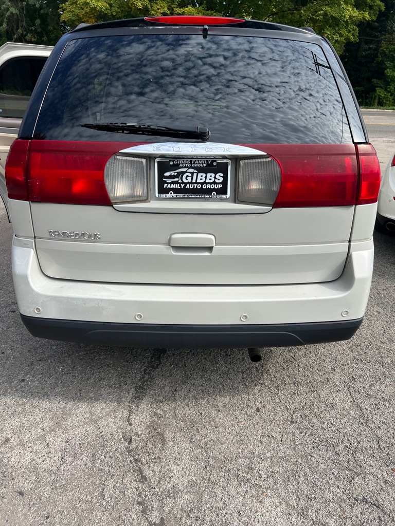 Photo 9 of this BUICK RENDEZVOUS