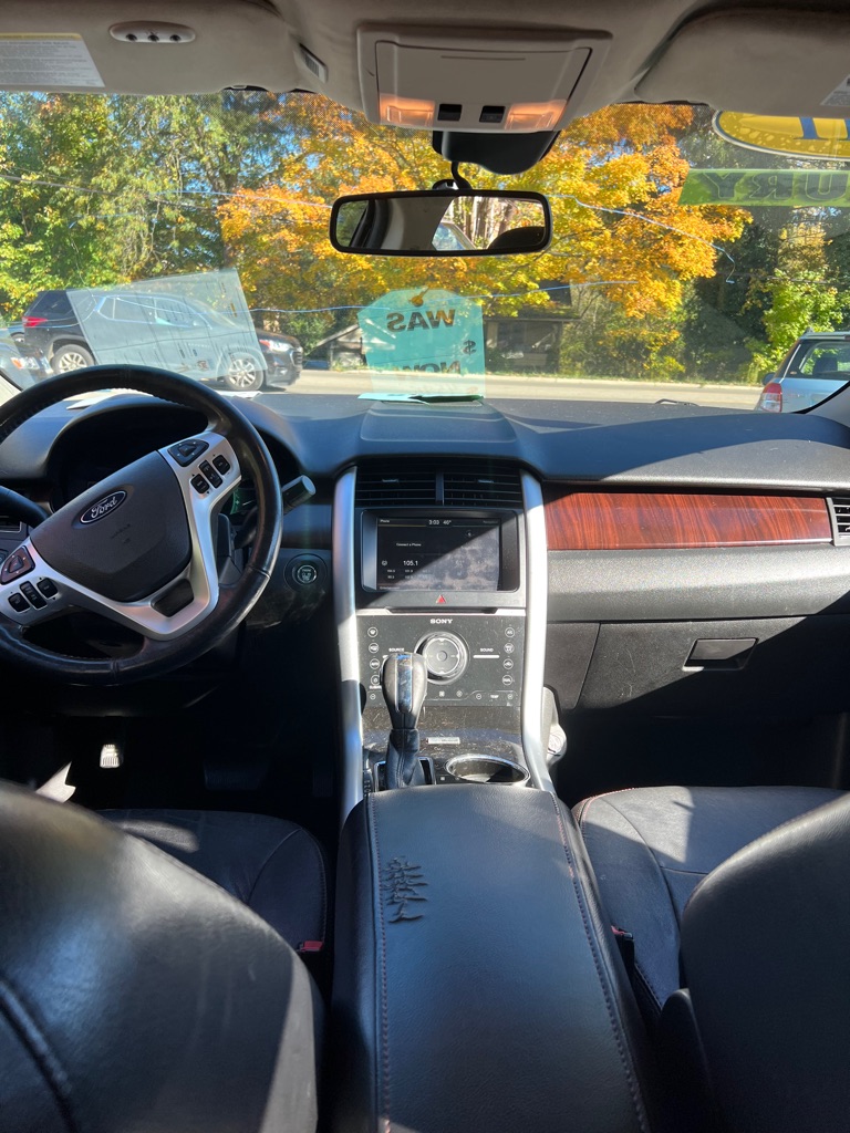 Photo 5 of this FORD EDGE