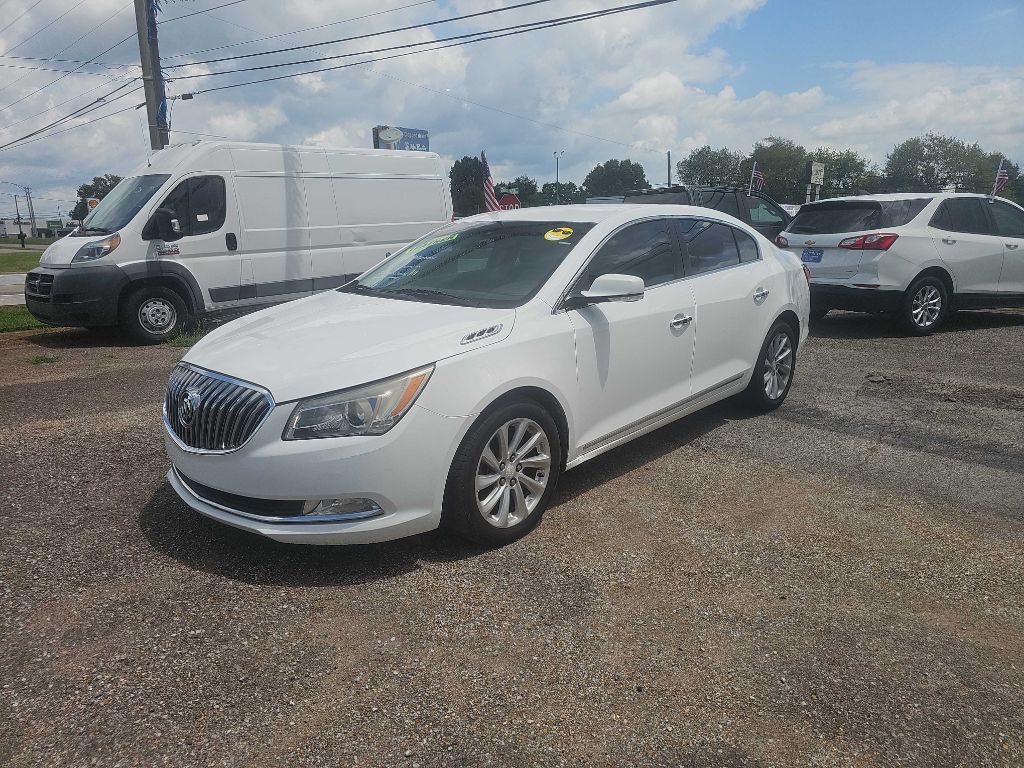 Photo 15 of this BUICK LACROSSE
