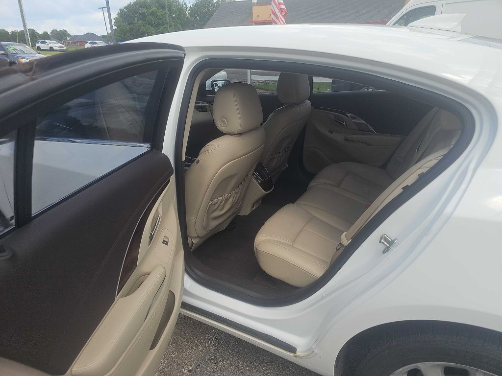 Photo 17 of this BUICK LACROSSE