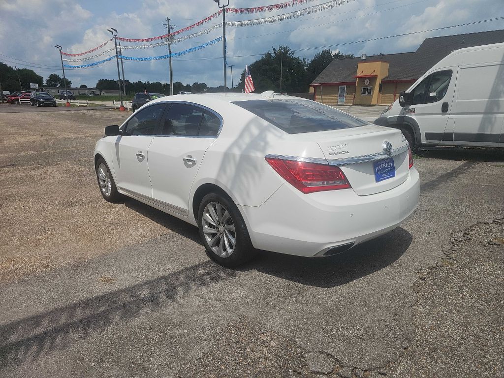 Photo 13 of this BUICK LACROSSE