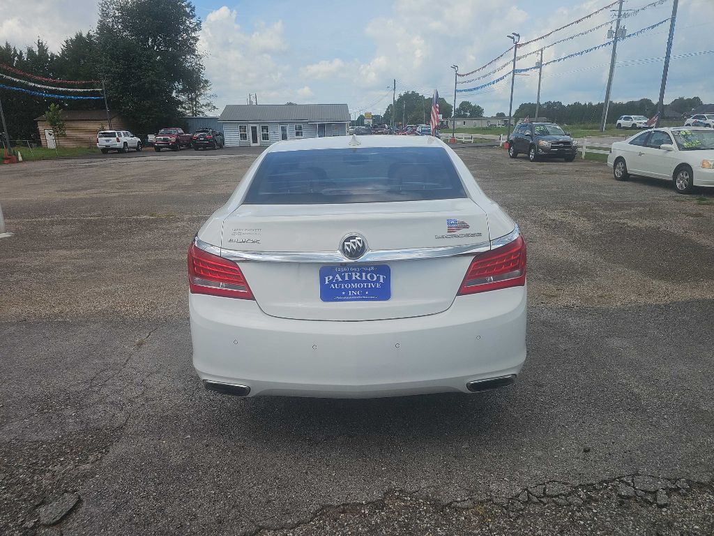 Photo 4 of this BUICK LACROSSE
