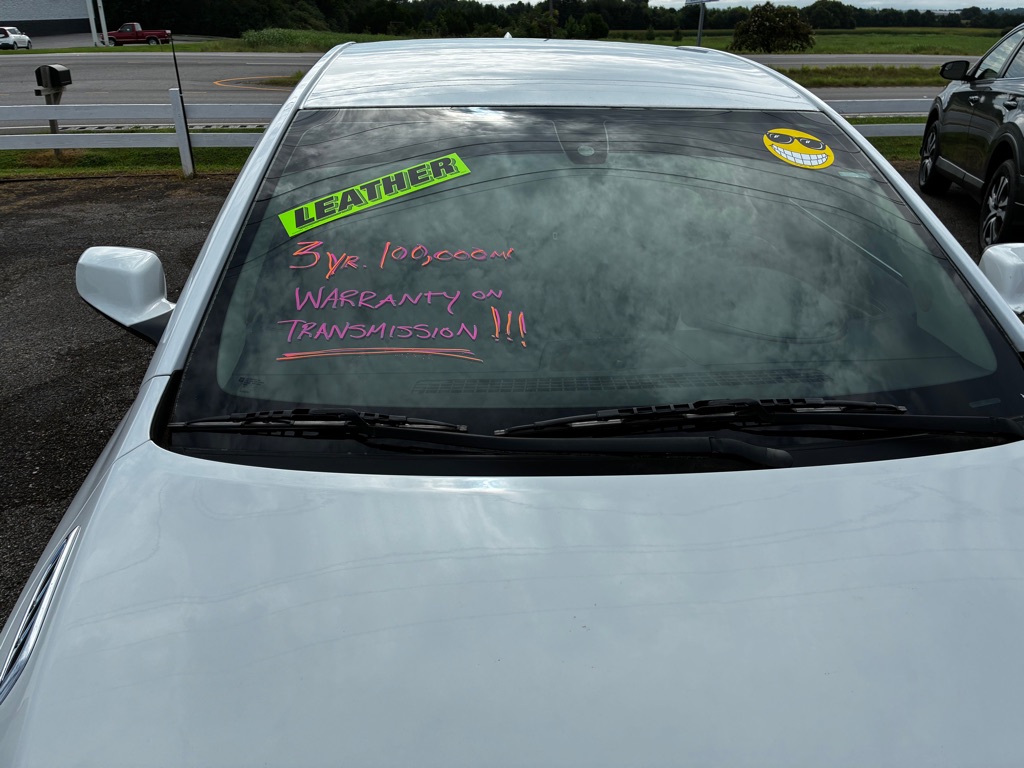 Photo 6 of this BUICK LACROSSE