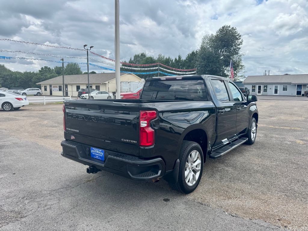 Photo 4 of this CHEVROLET SILVERADO LTD 1