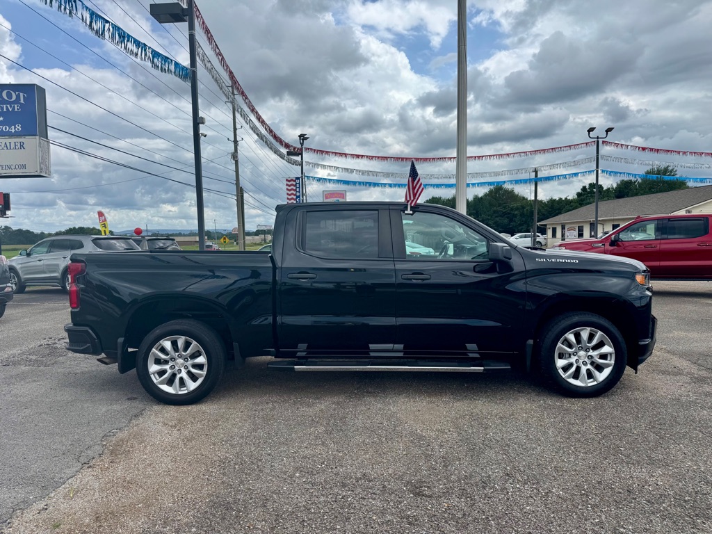 Photo 3 of this CHEVROLET SILVERADO LTD 1