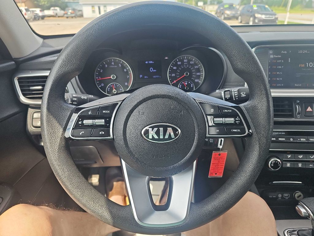Photo 9 of this KIA OPTIMA