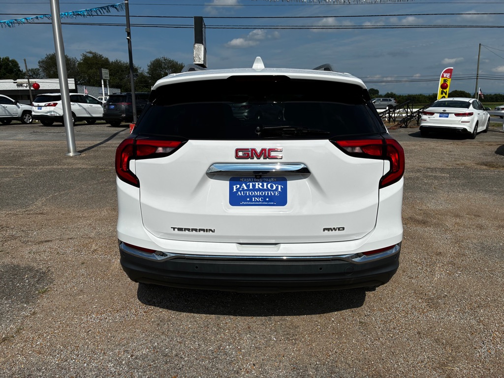 Photo 4 of this GMC TERRAIN