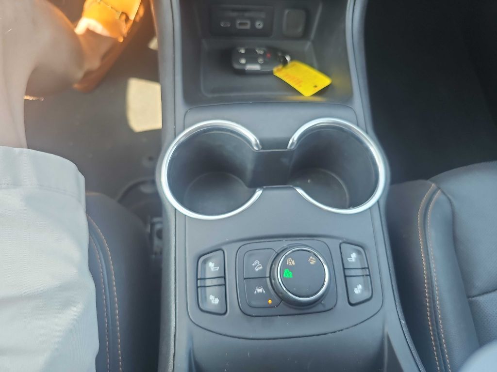 Photo 15 of this GMC TERRAIN