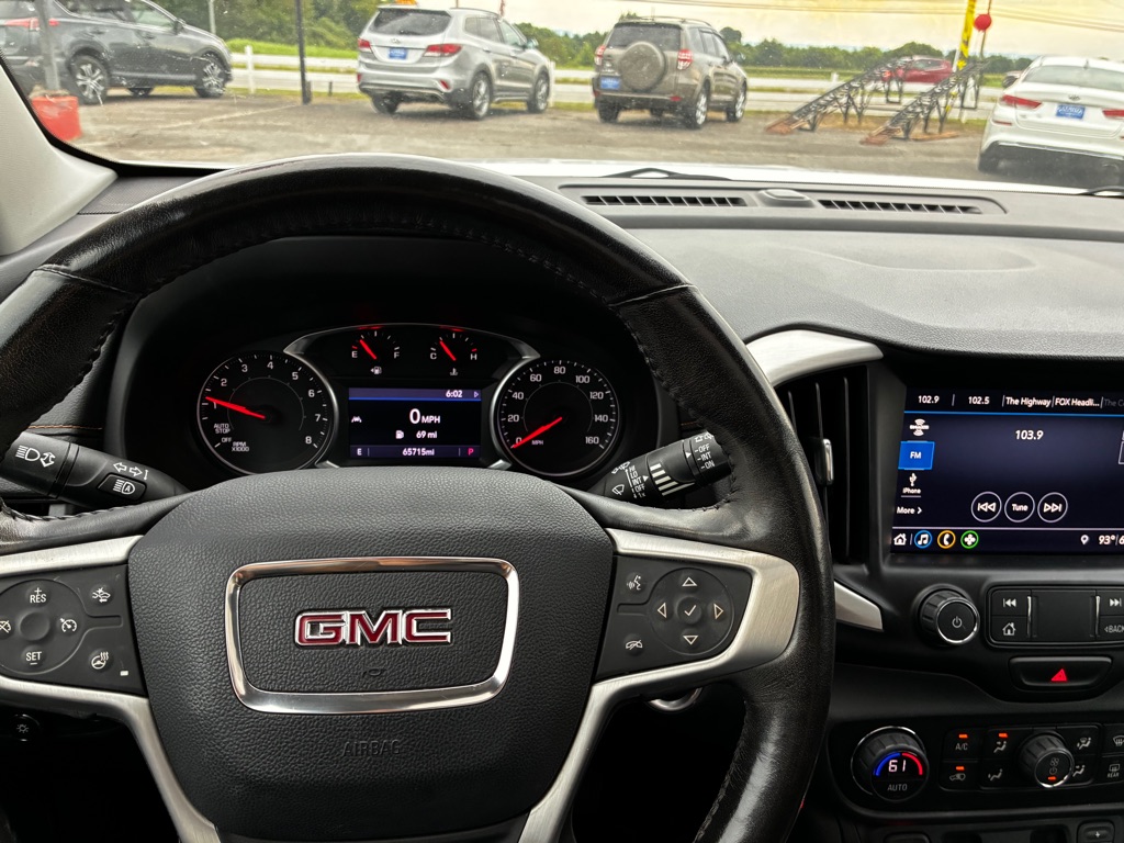 Photo 11 of this GMC TERRAIN